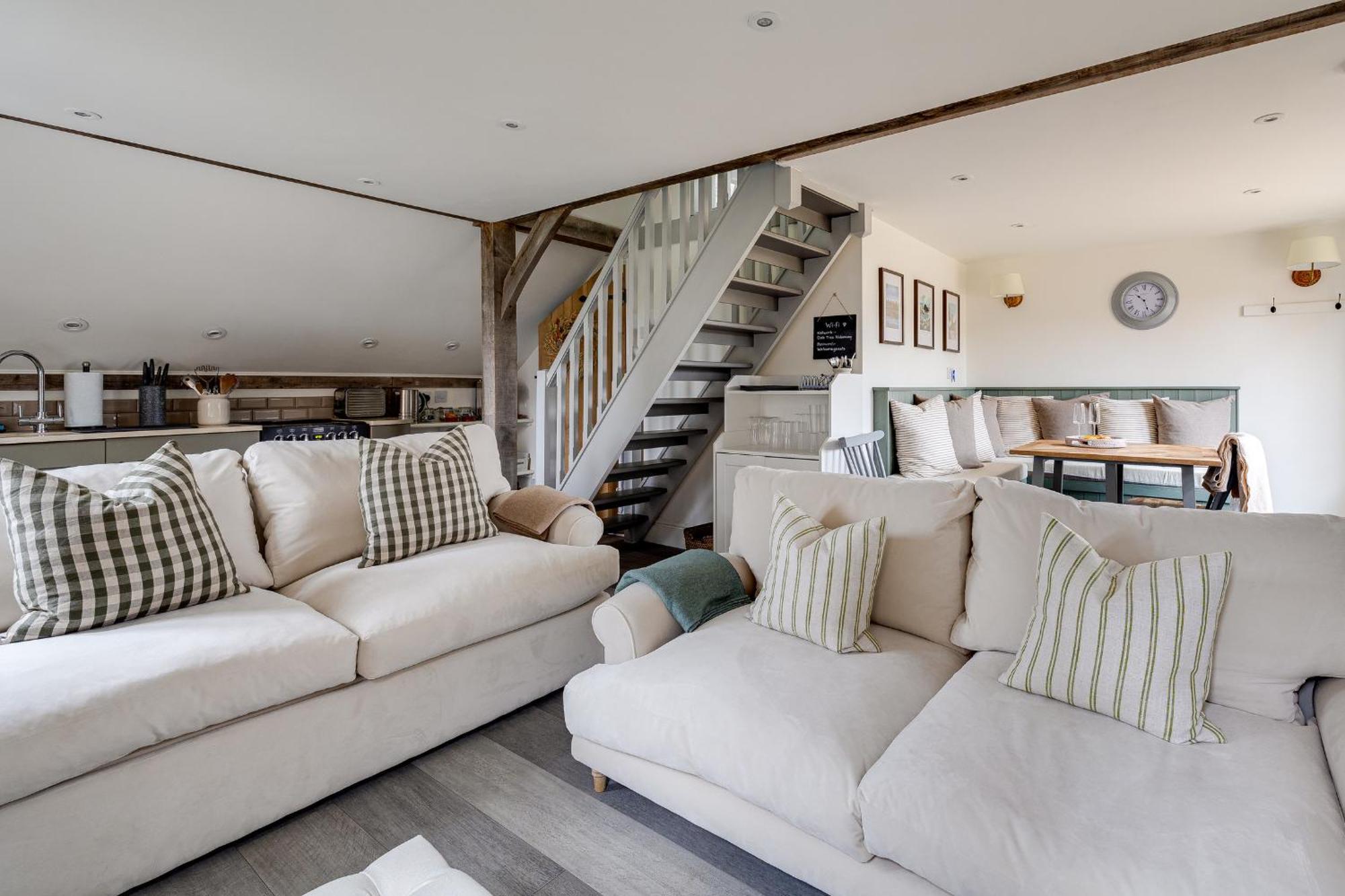 위트처치 Oak Tree Hideaway 빌라 외부 사진