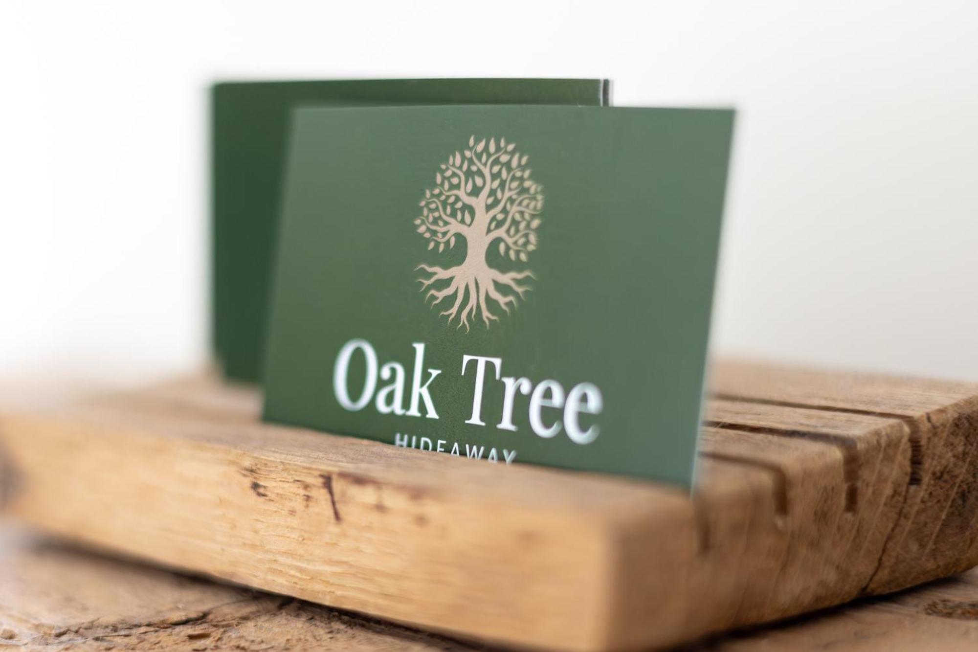 위트처치 Oak Tree Hideaway 빌라 외부 사진