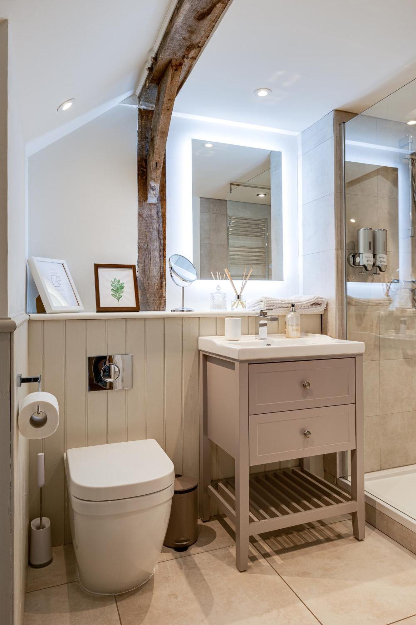 위트처치 Oak Tree Hideaway 빌라 외부 사진